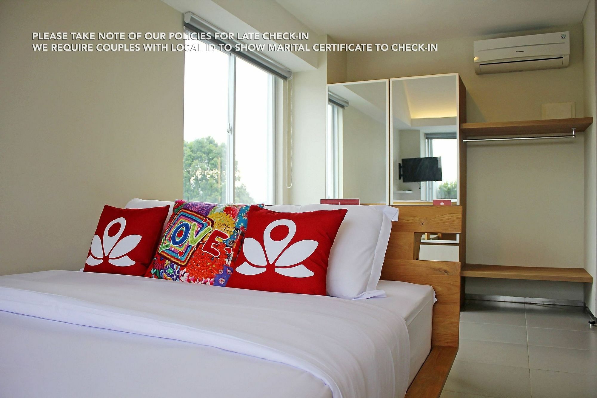 Zen Rooms Patra Kuningan Syariah Jakarta Exterior foto